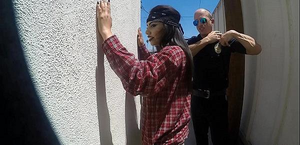 Cops Fuck Latina Teen in Public